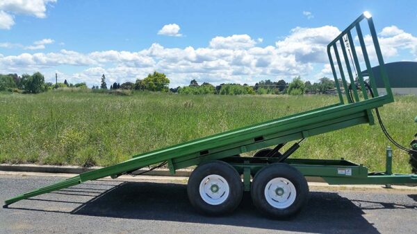 8 Ton Tip Trailer